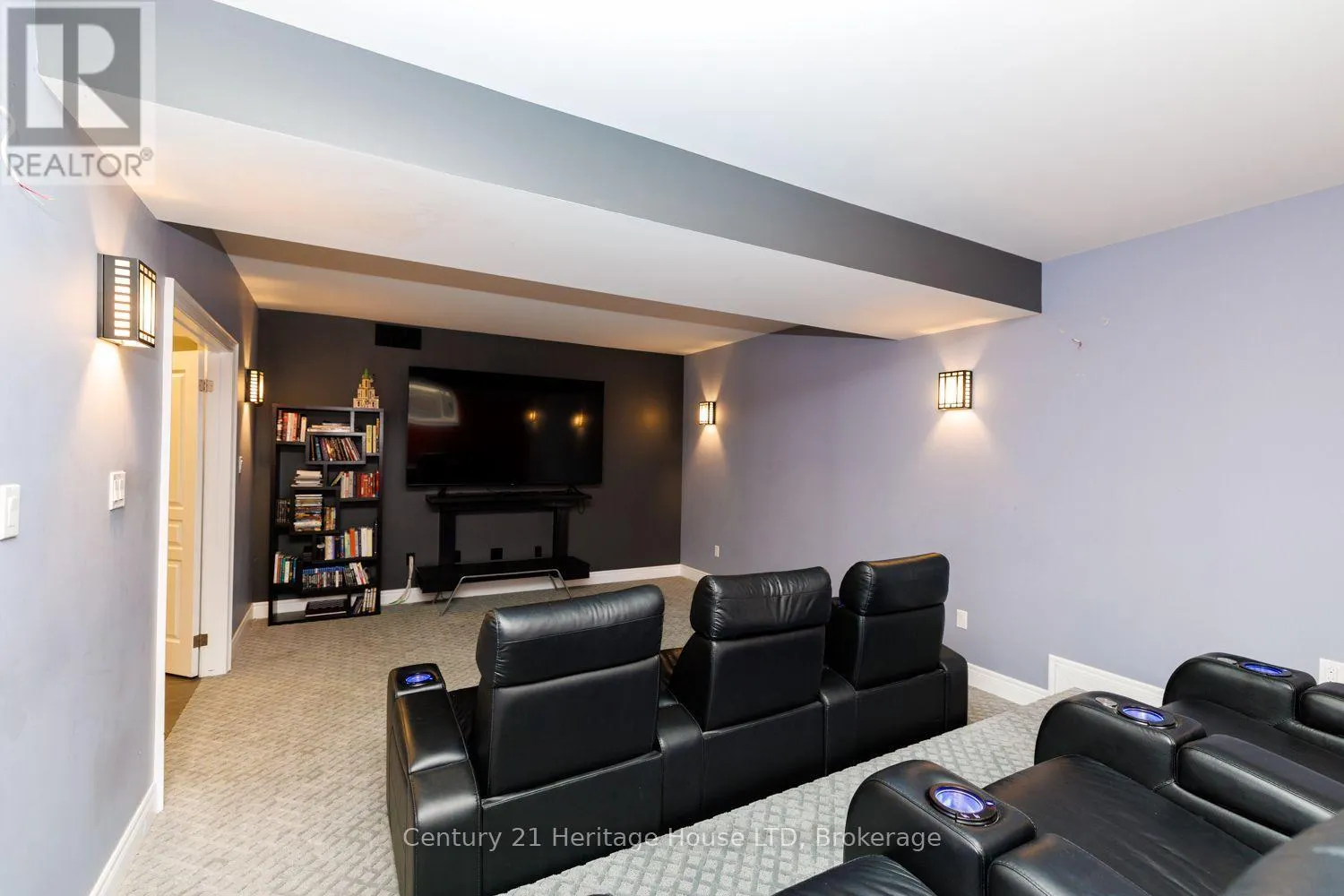 7 KENMAR COURT