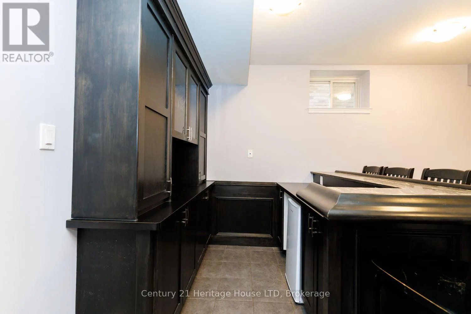 7 KENMAR COURT
