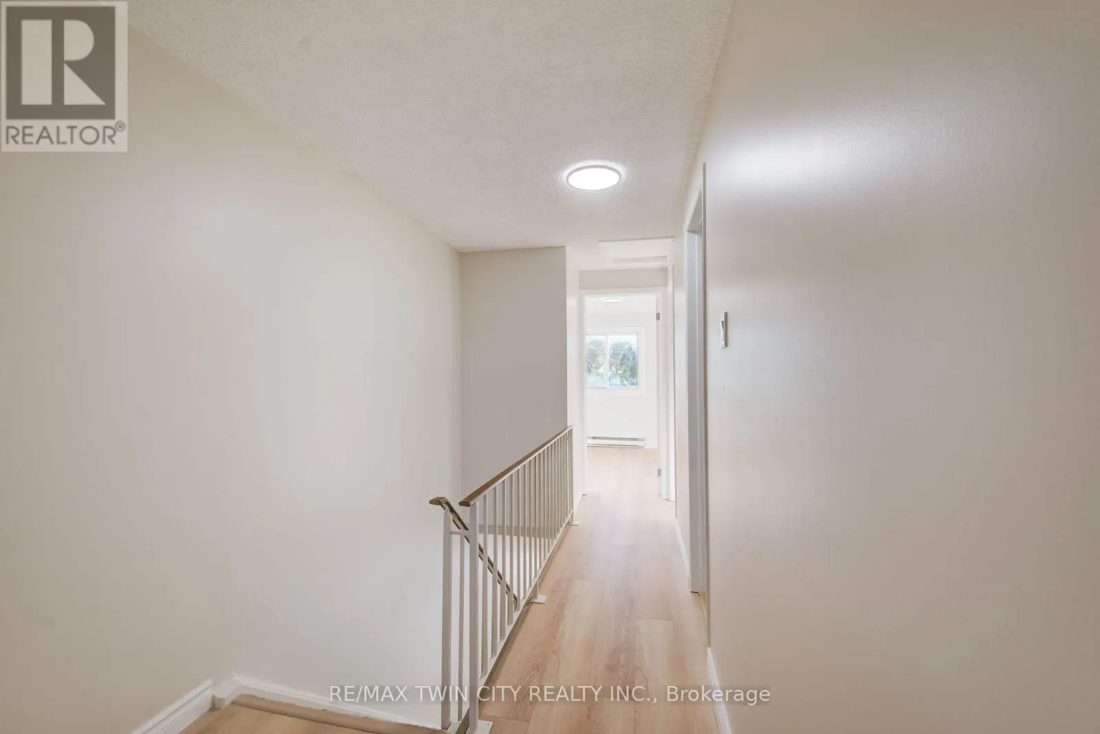 25 - 121 MORGAN AVENUE