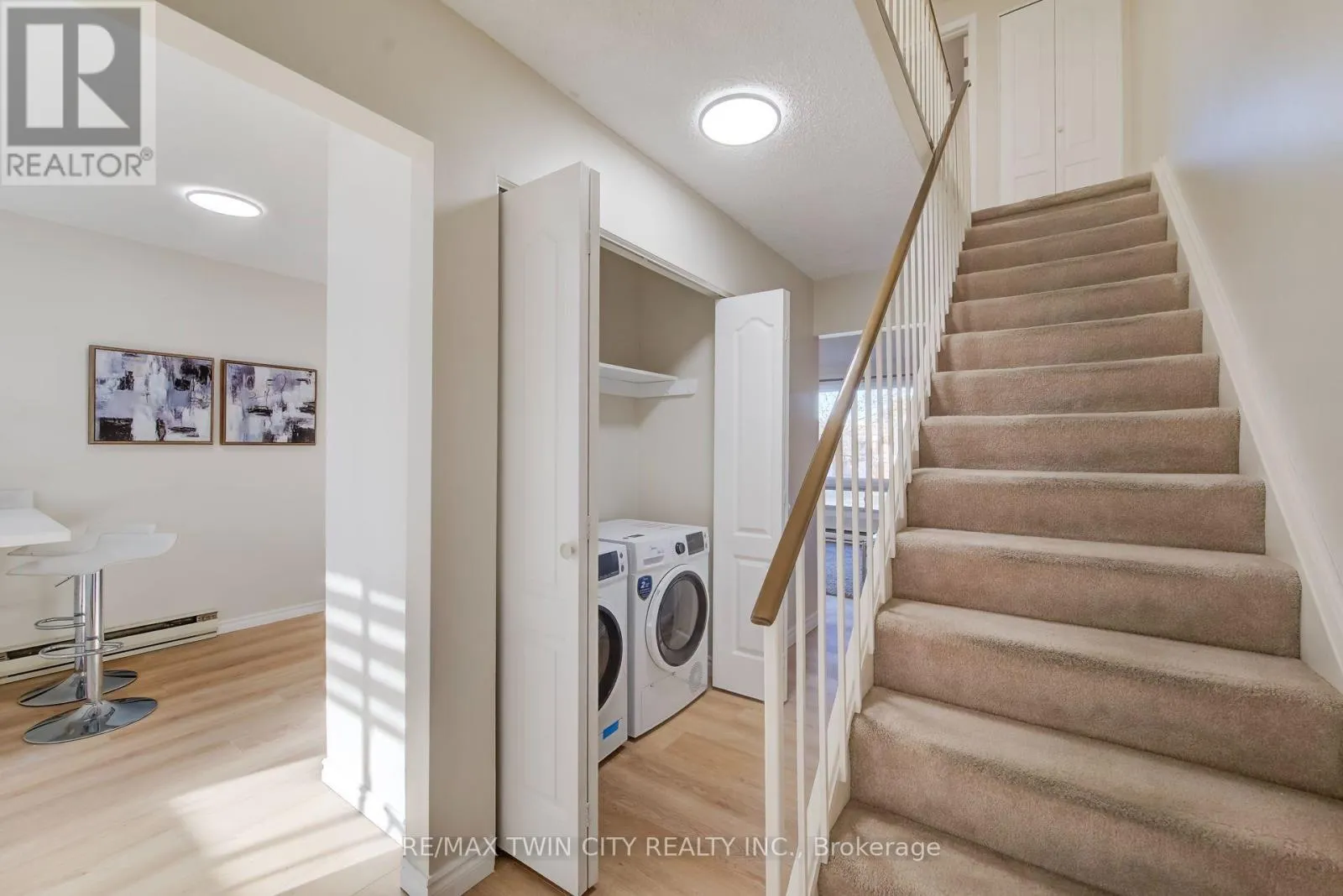 25 - 121 MORGAN AVENUE