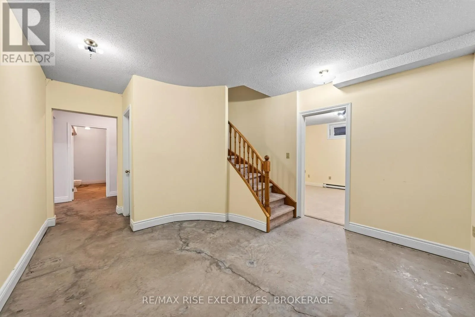 1685 WOODMOUNT GROVE