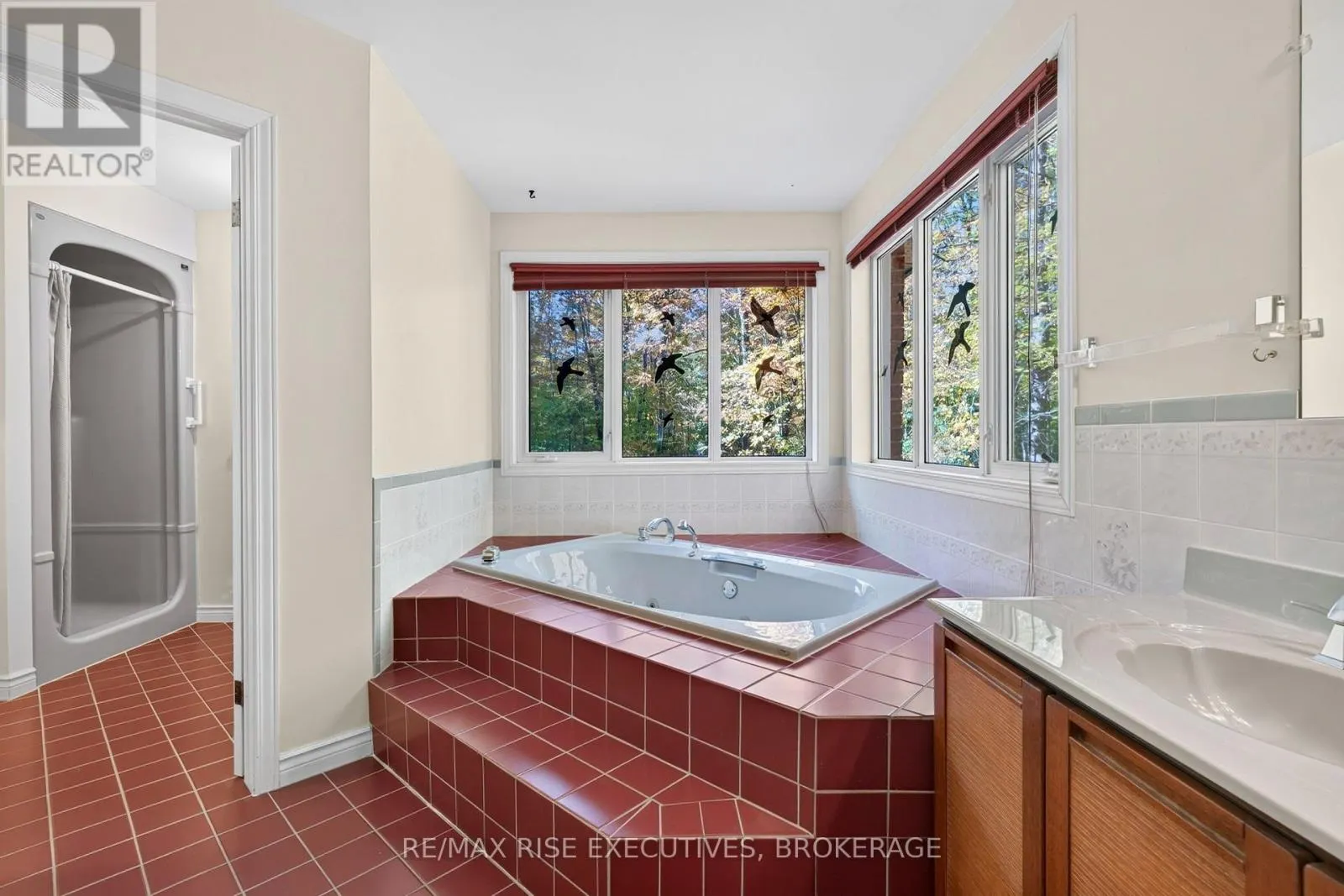 1685 WOODMOUNT GROVE