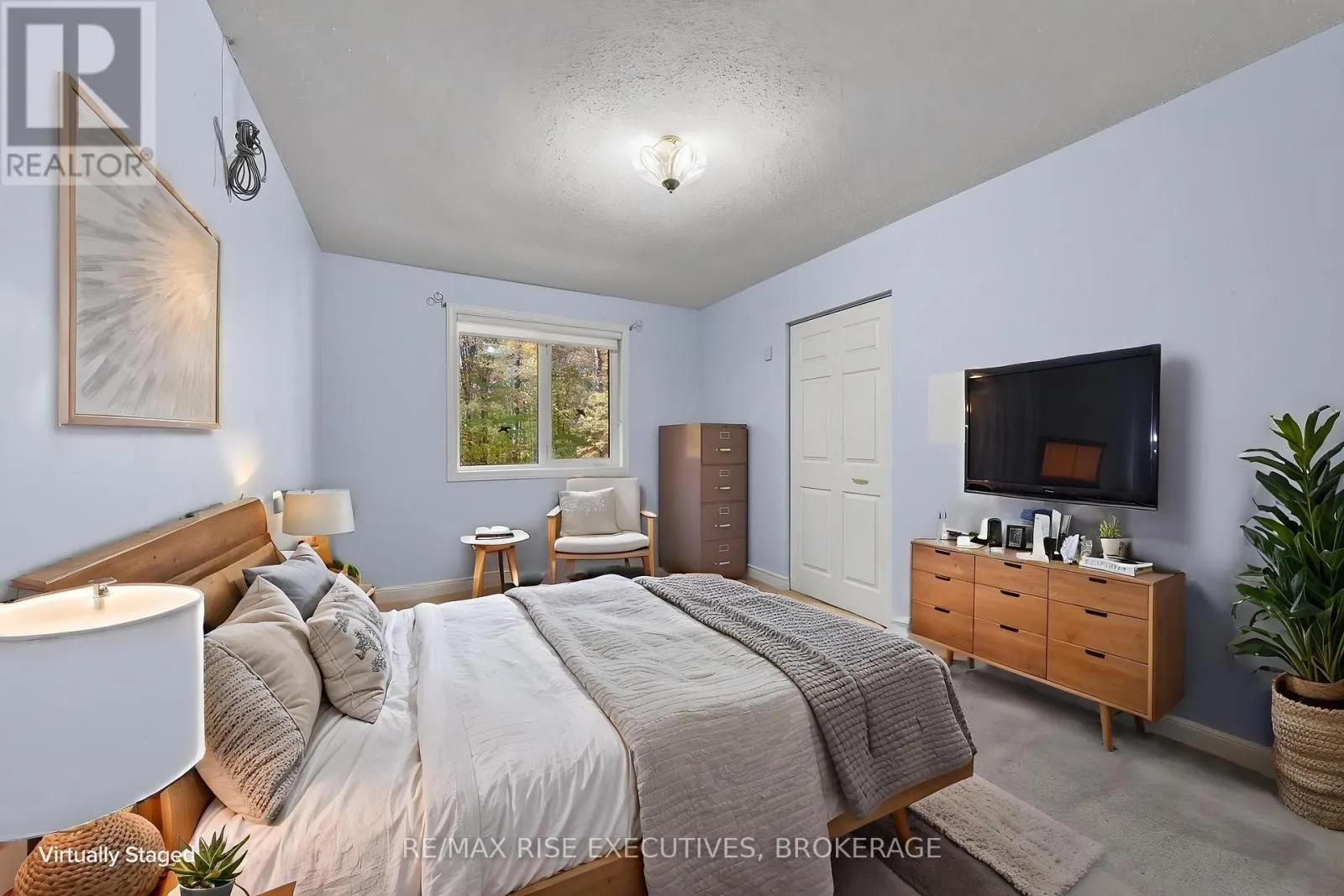 1685 WOODMOUNT GROVE