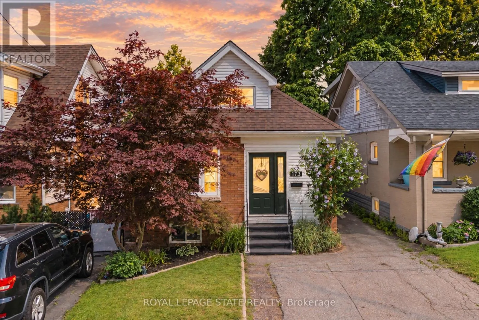 175 ROSSLYN AVENUE S