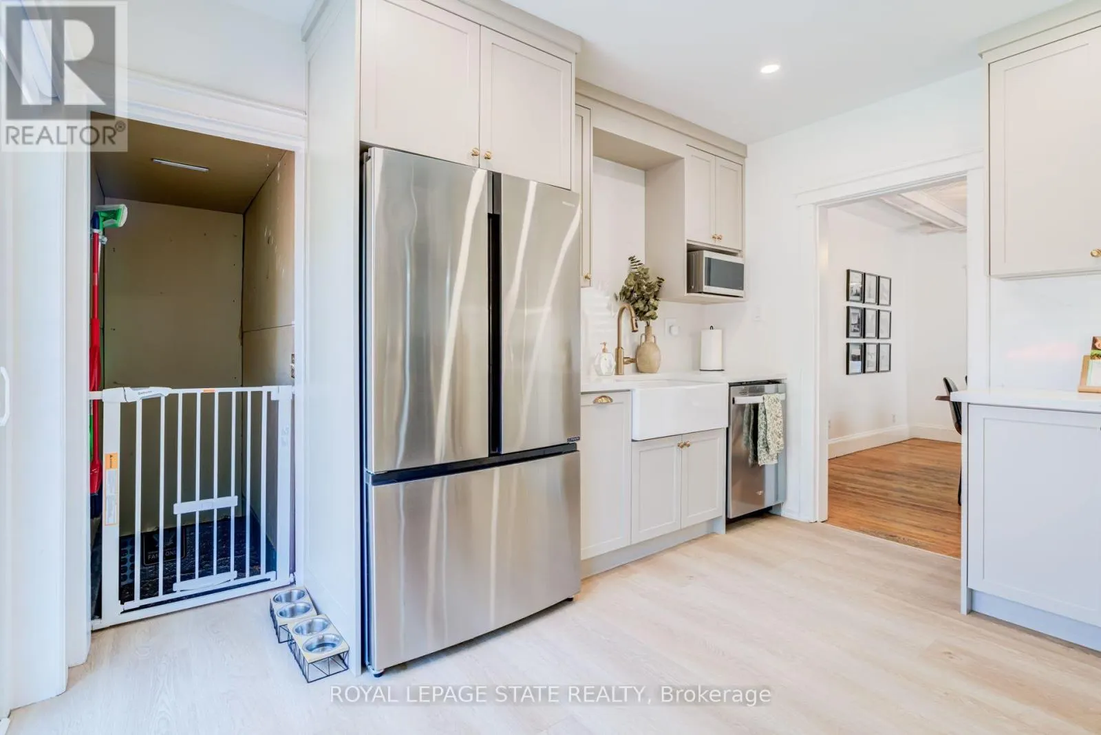 175 ROSSLYN AVENUE S