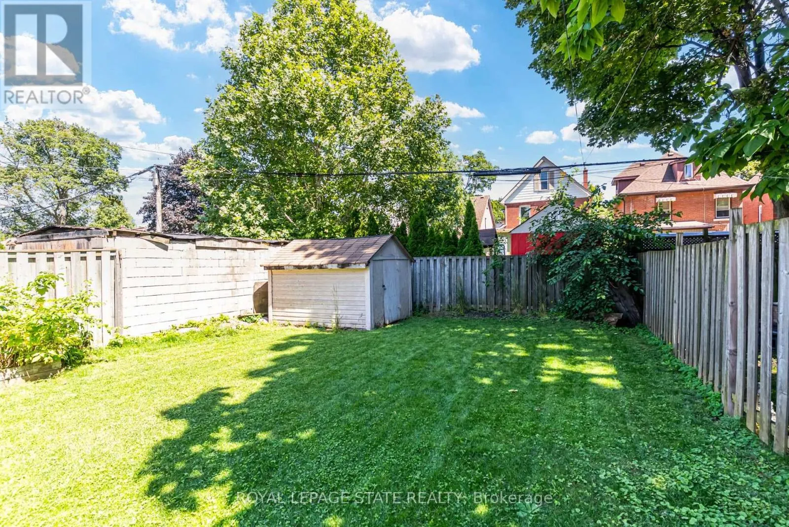 175 ROSSLYN AVENUE S