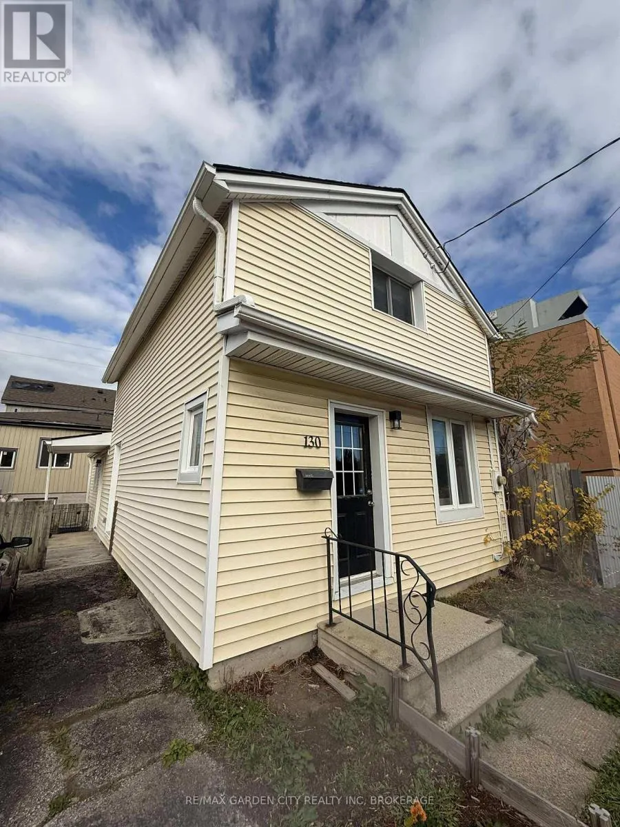 130 ST. PAUL CRESCENT