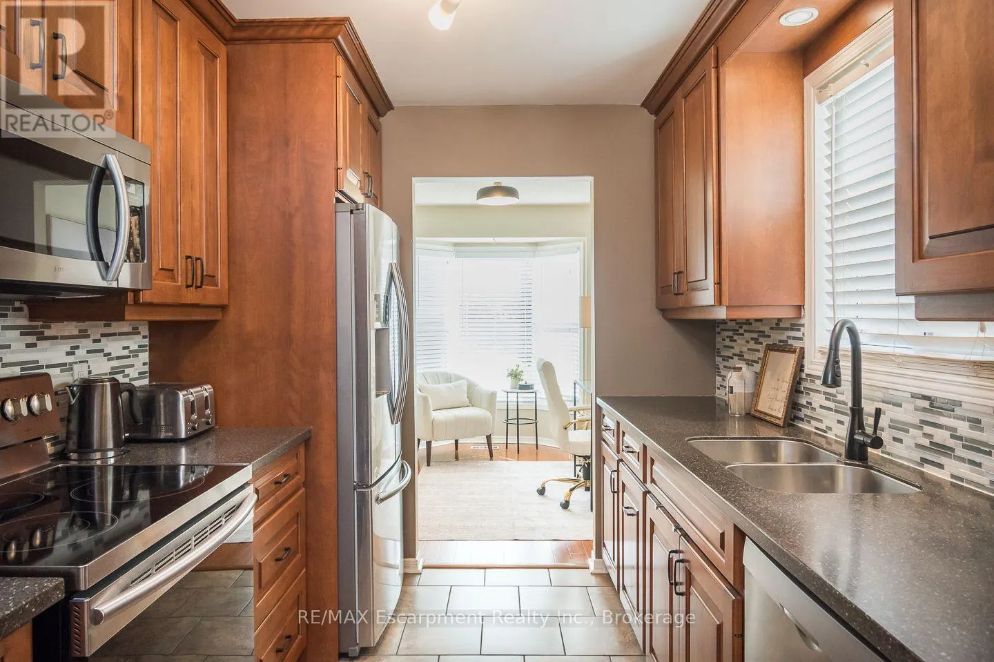 45 NISKA DRIVE