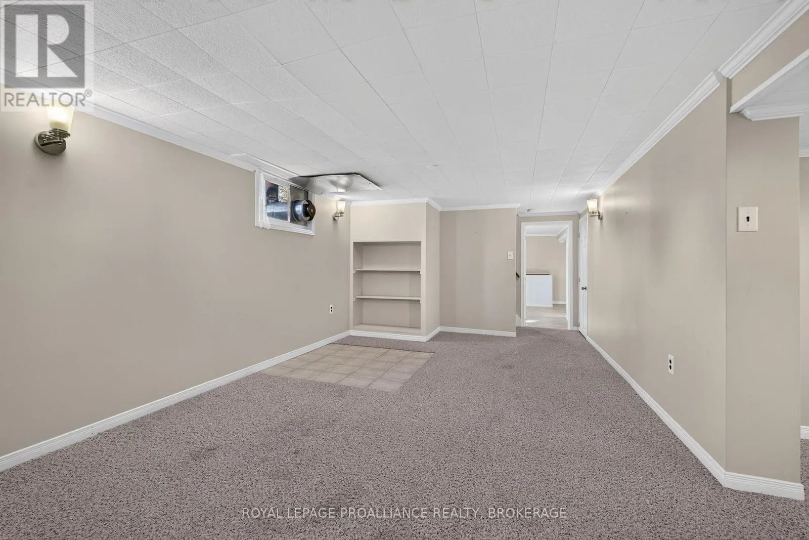 1416 WOODFIELD CRESCENT