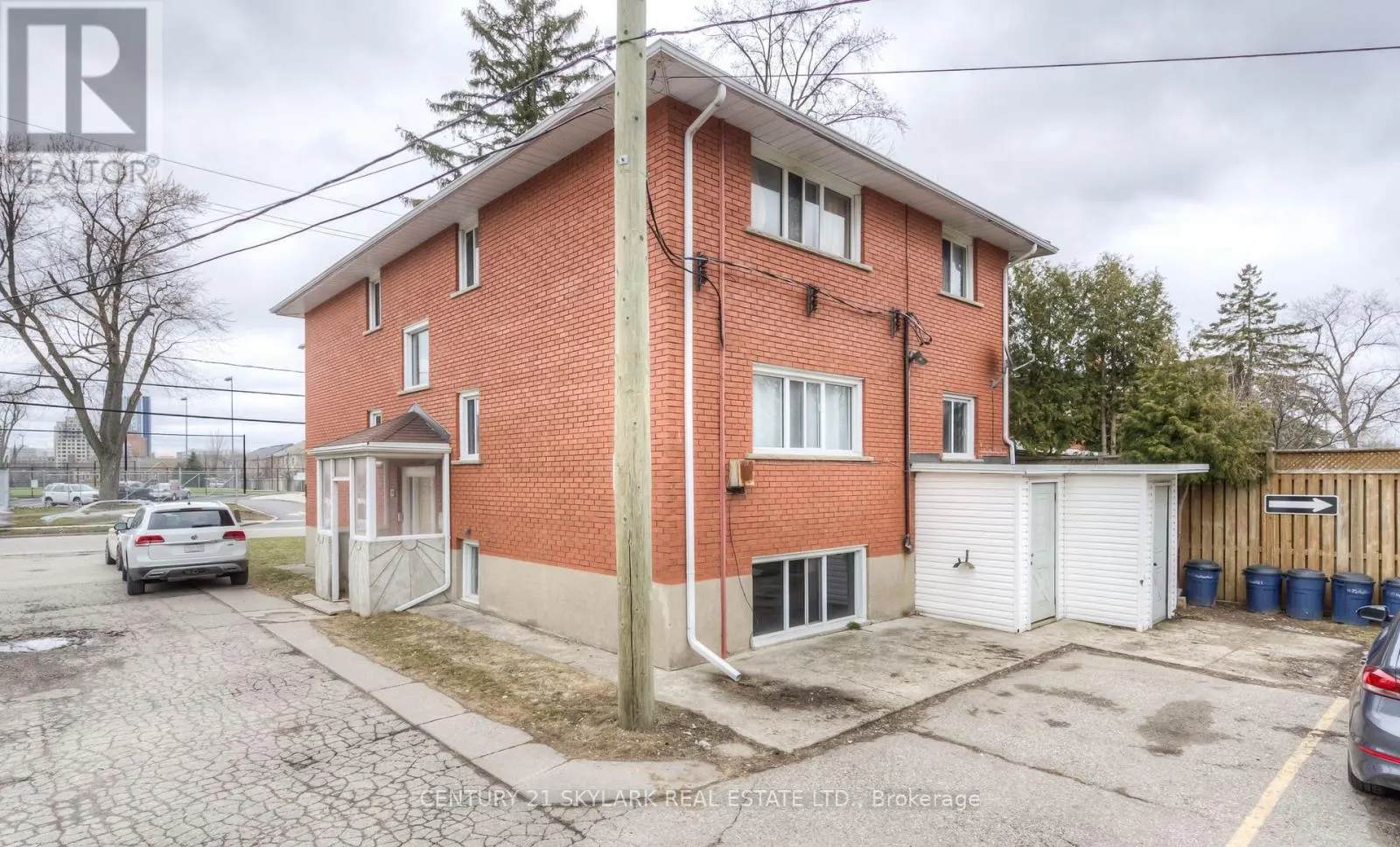 2 - 75 HIGHLAND ROAD E