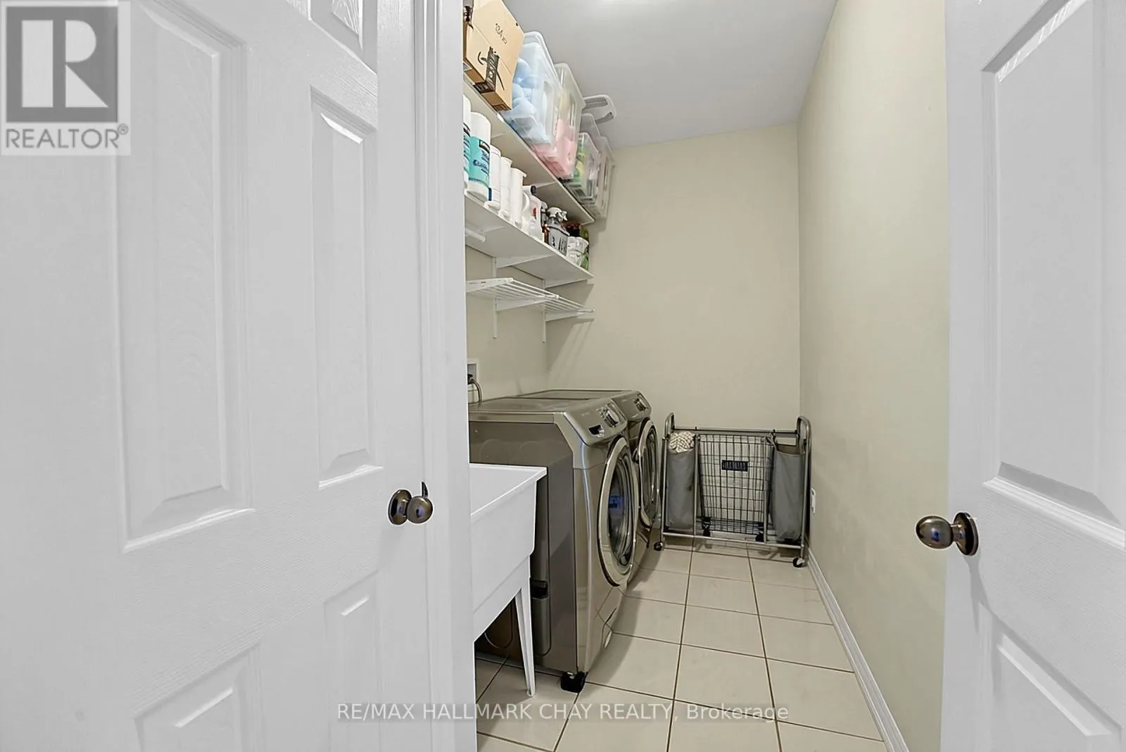 8445 SWEET CHESTNUT DRIVE