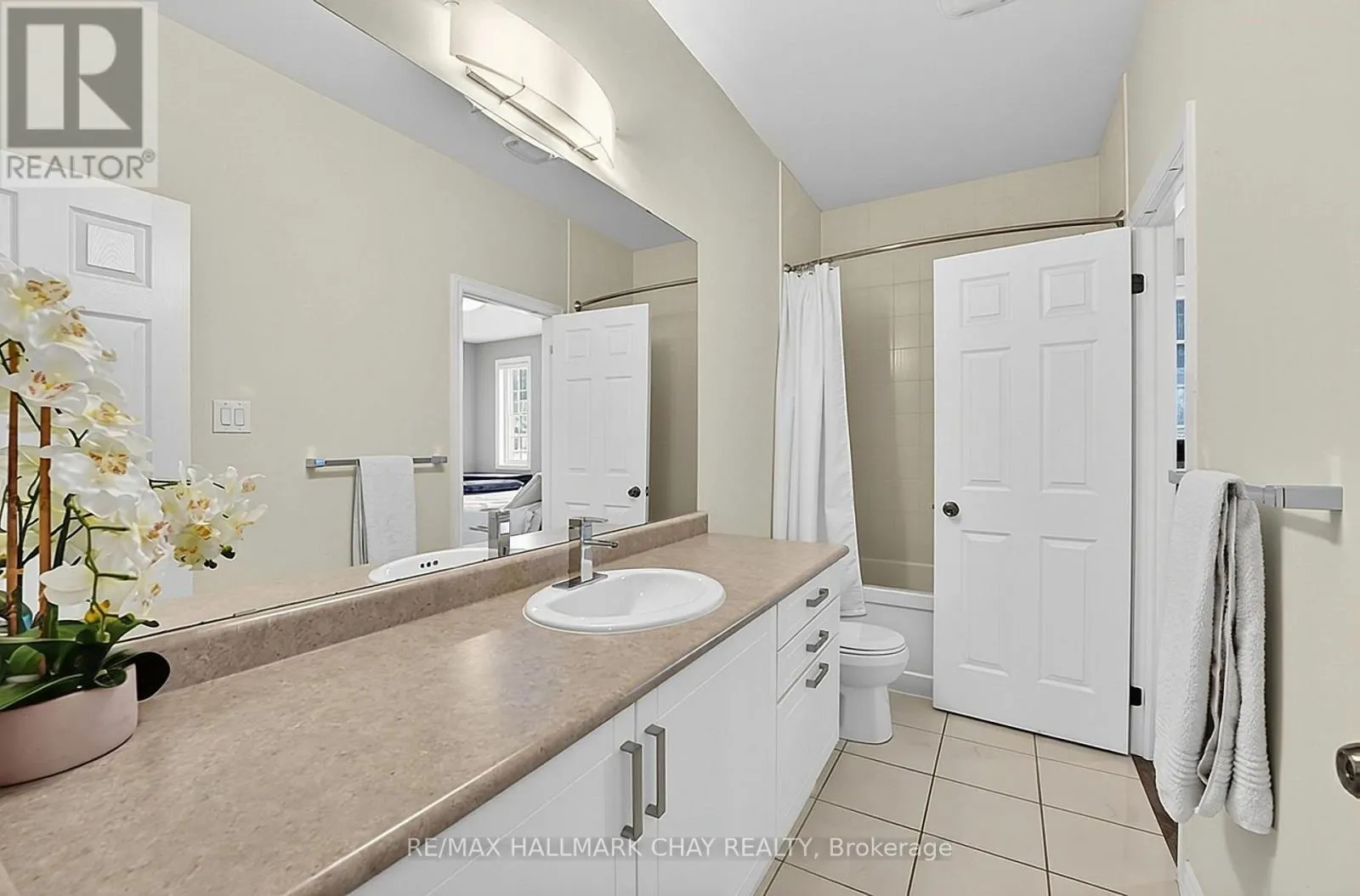 8445 SWEET CHESTNUT DRIVE