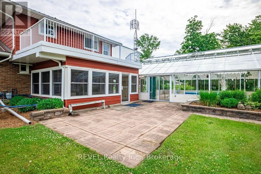2229 HOUCK CRESCENT