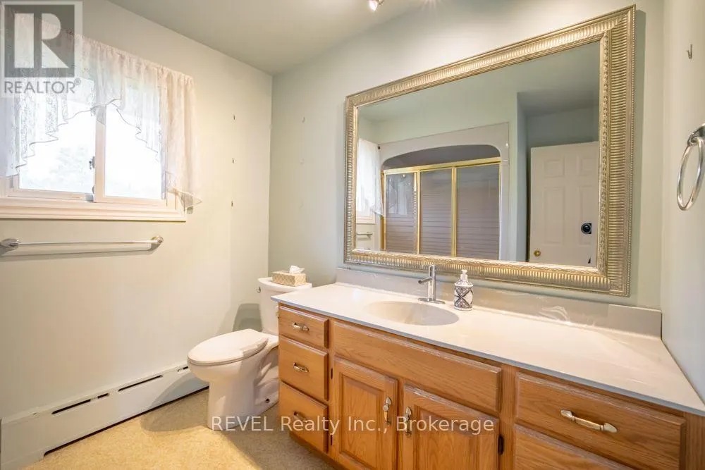 2229 HOUCK CRESCENT