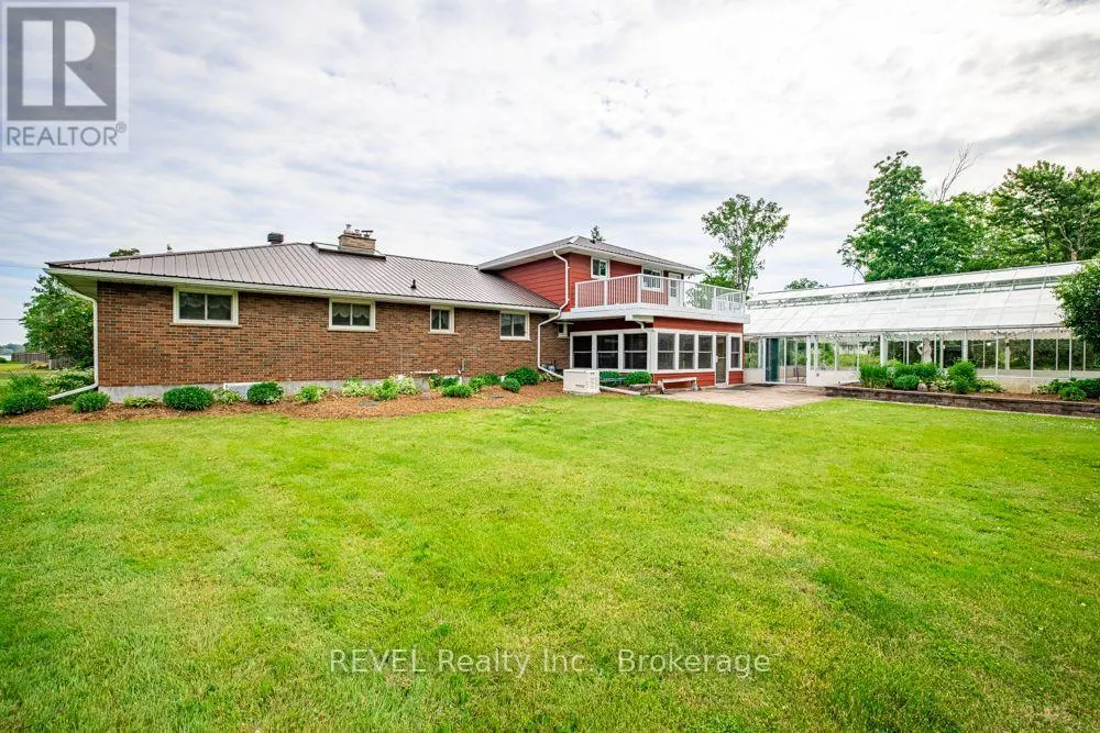 2229 HOUCK CRESCENT