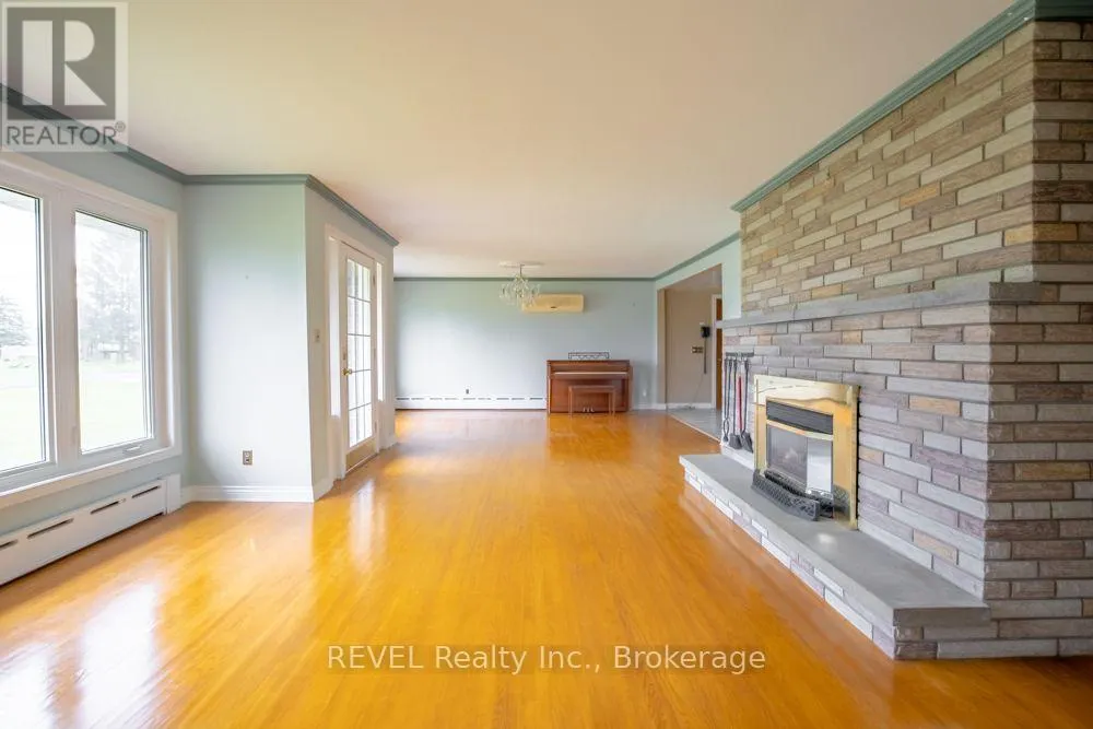 2229 HOUCK CRESCENT