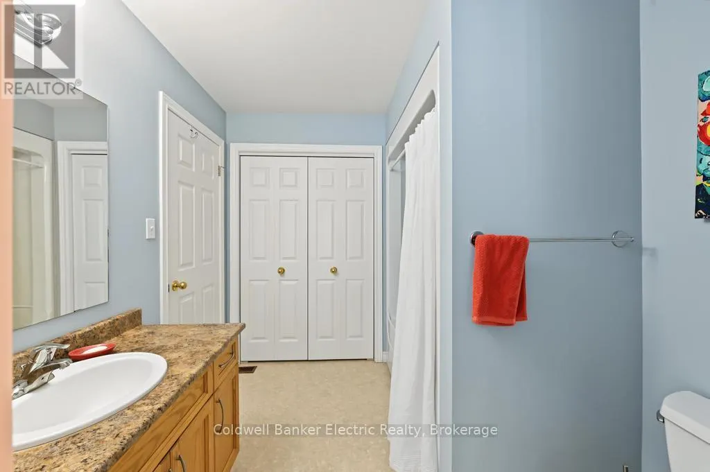 7 - 1579 ANSTRUTHER LAKE ROAD #7
