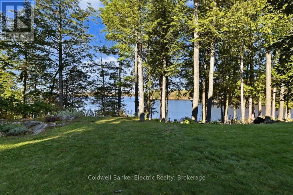 7 - 1579 ANSTRUTHER LAKE ROAD #7