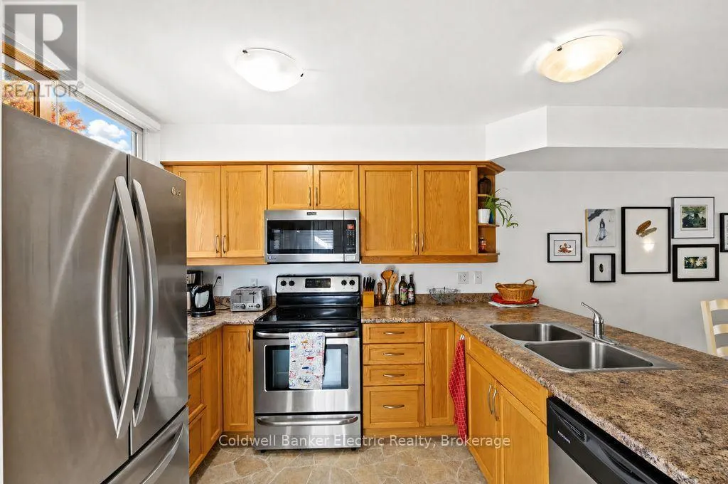 7 - 1579 ANSTRUTHER LAKE ROAD #7