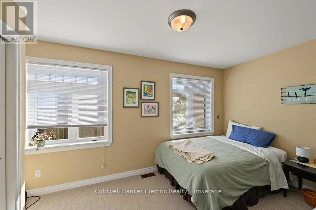 7 - 1579 ANSTRUTHER LAKE ROAD #7