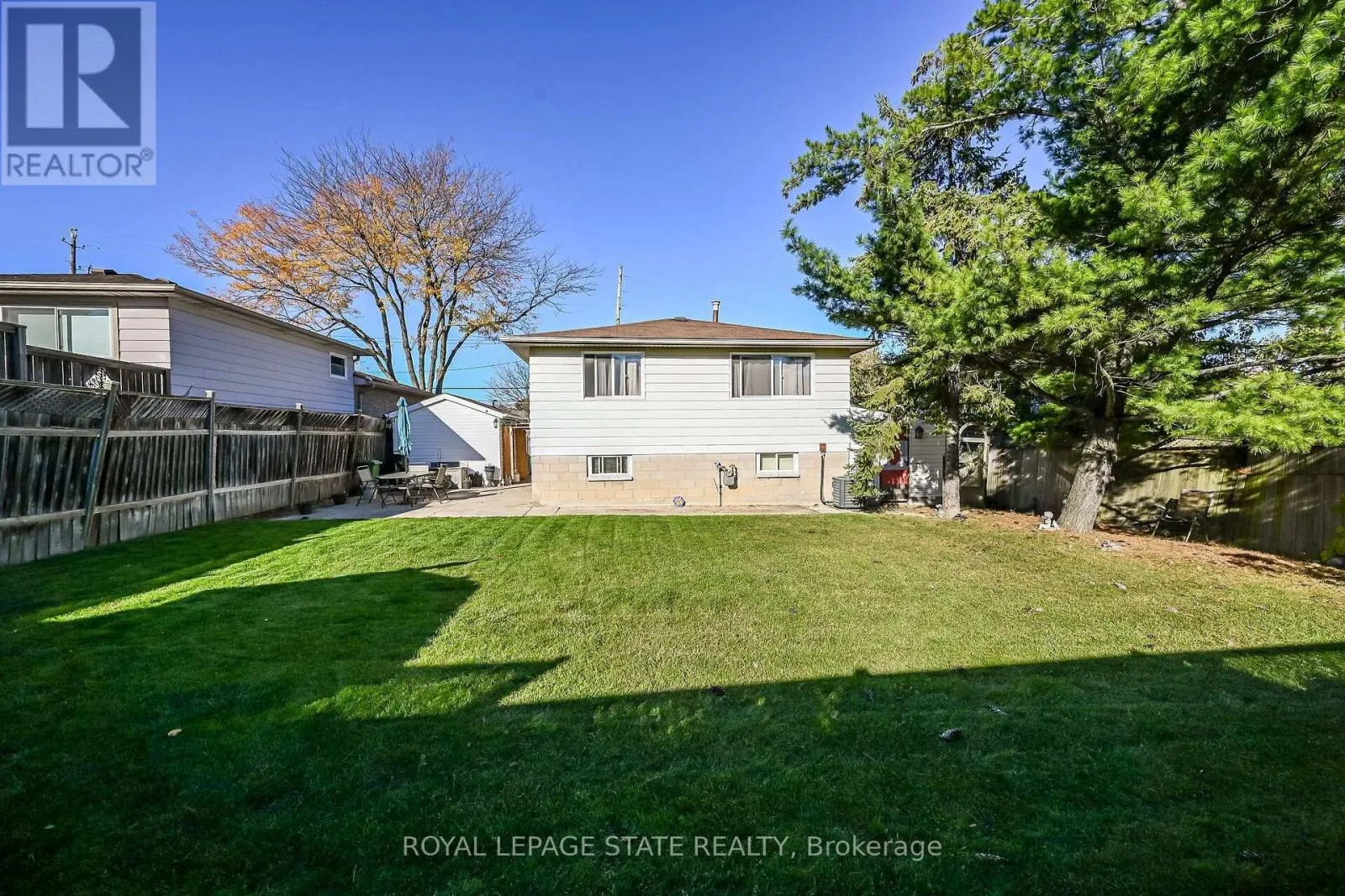 411 QUEEN VICTORIA DRIVE