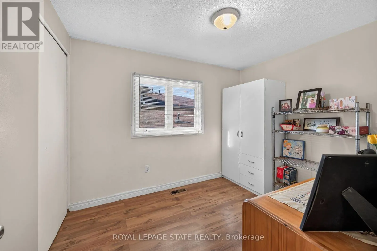 411 QUEEN VICTORIA DRIVE
