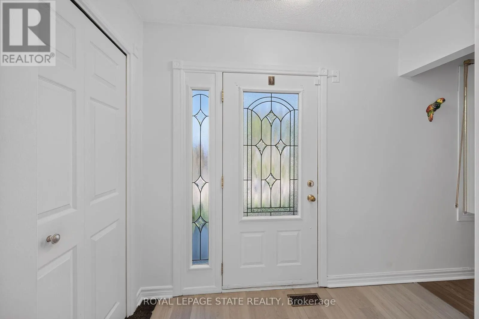 411 QUEEN VICTORIA DRIVE