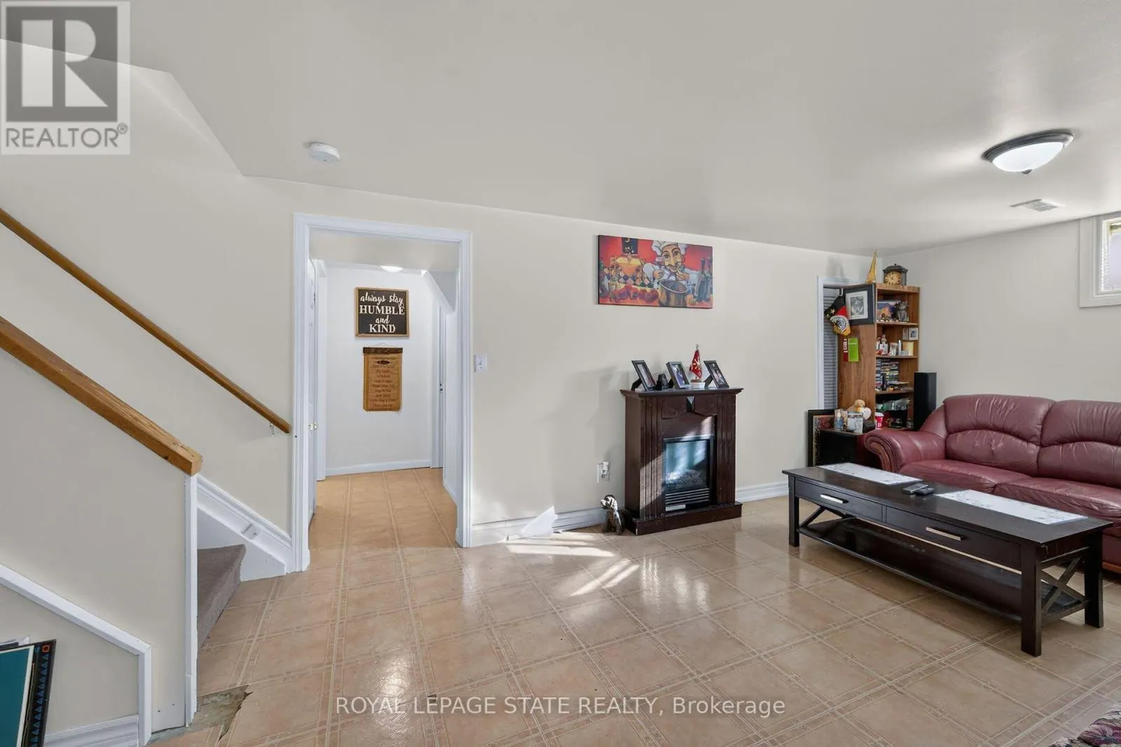 411 QUEEN VICTORIA DRIVE