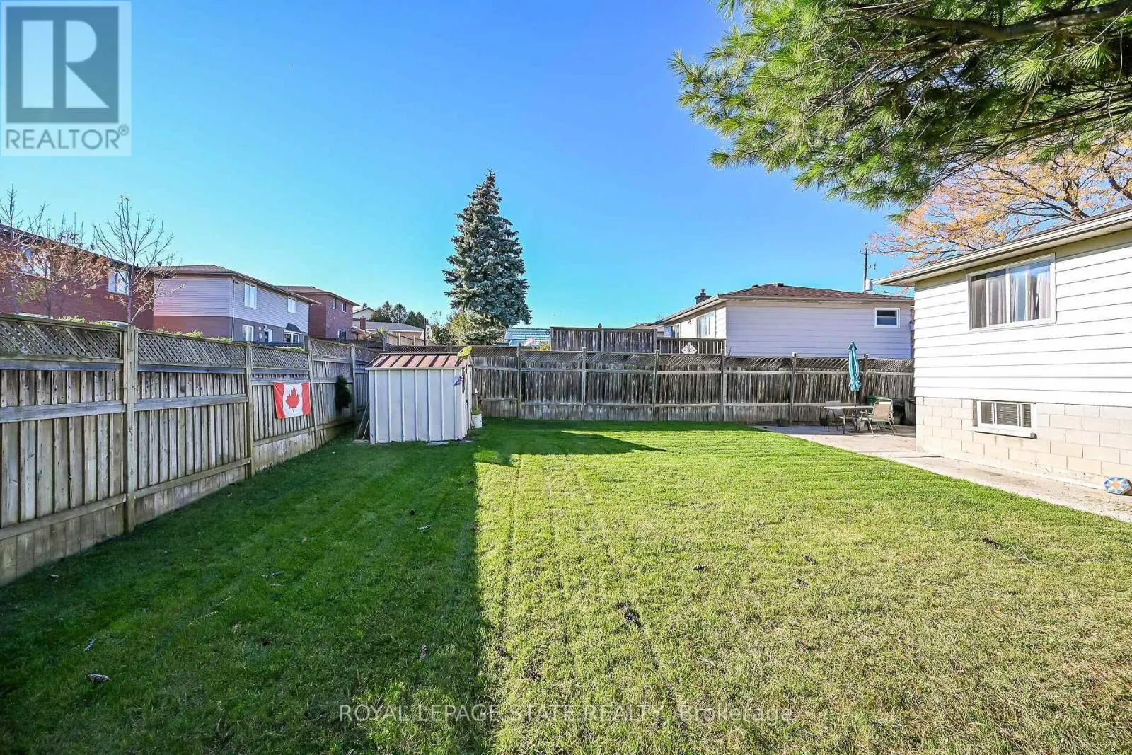 411 QUEEN VICTORIA DRIVE