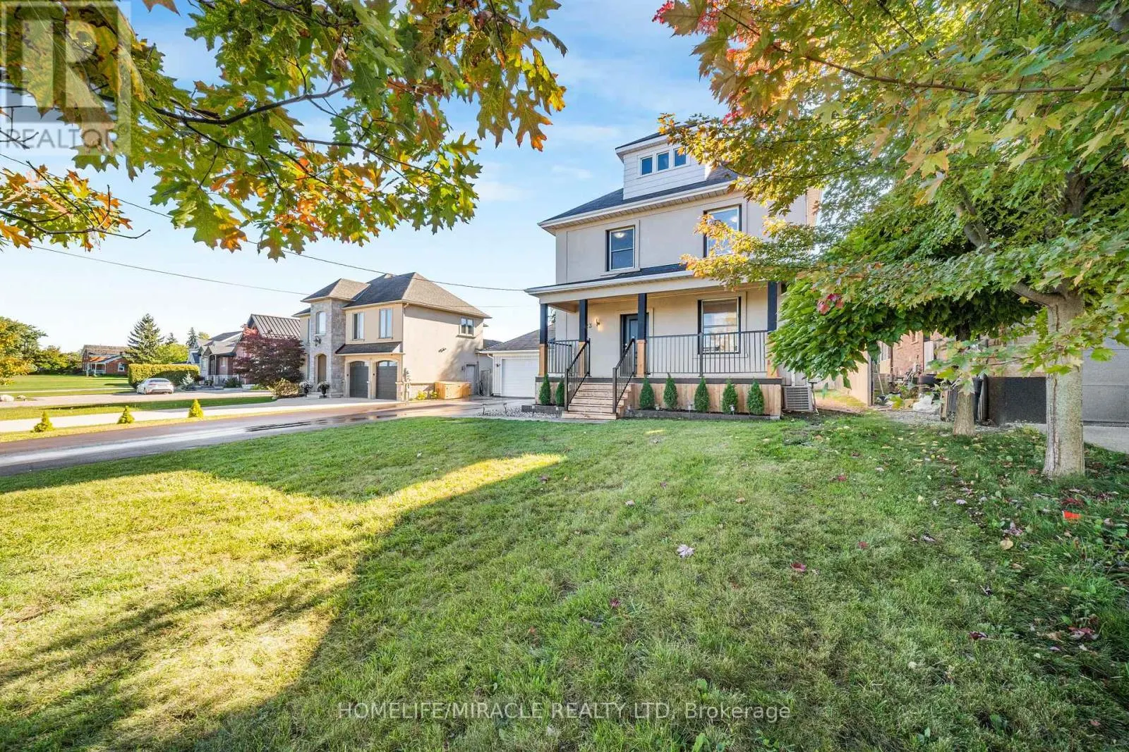 323 QUEENSTON ROAD