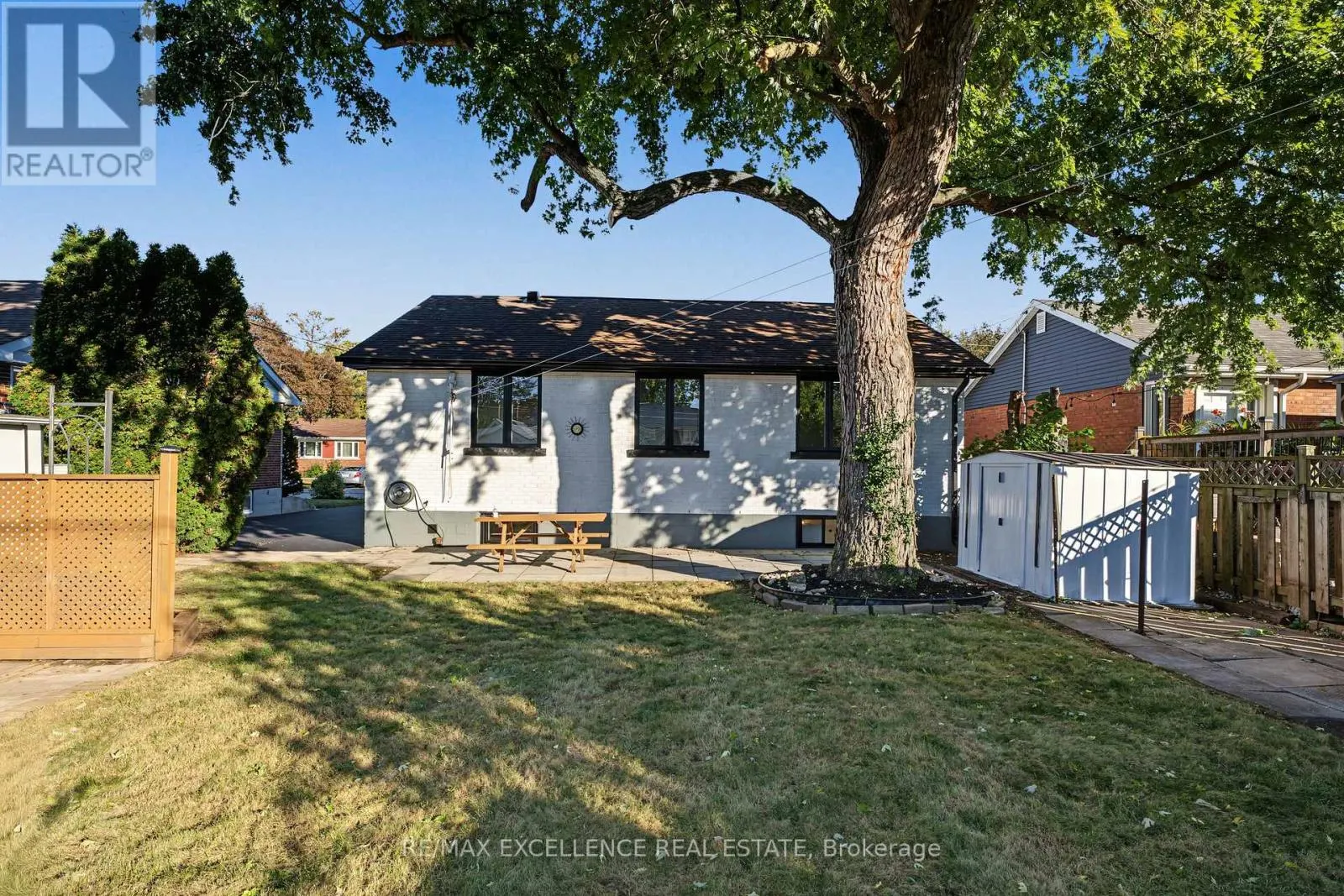 98 WISE CRESCENT