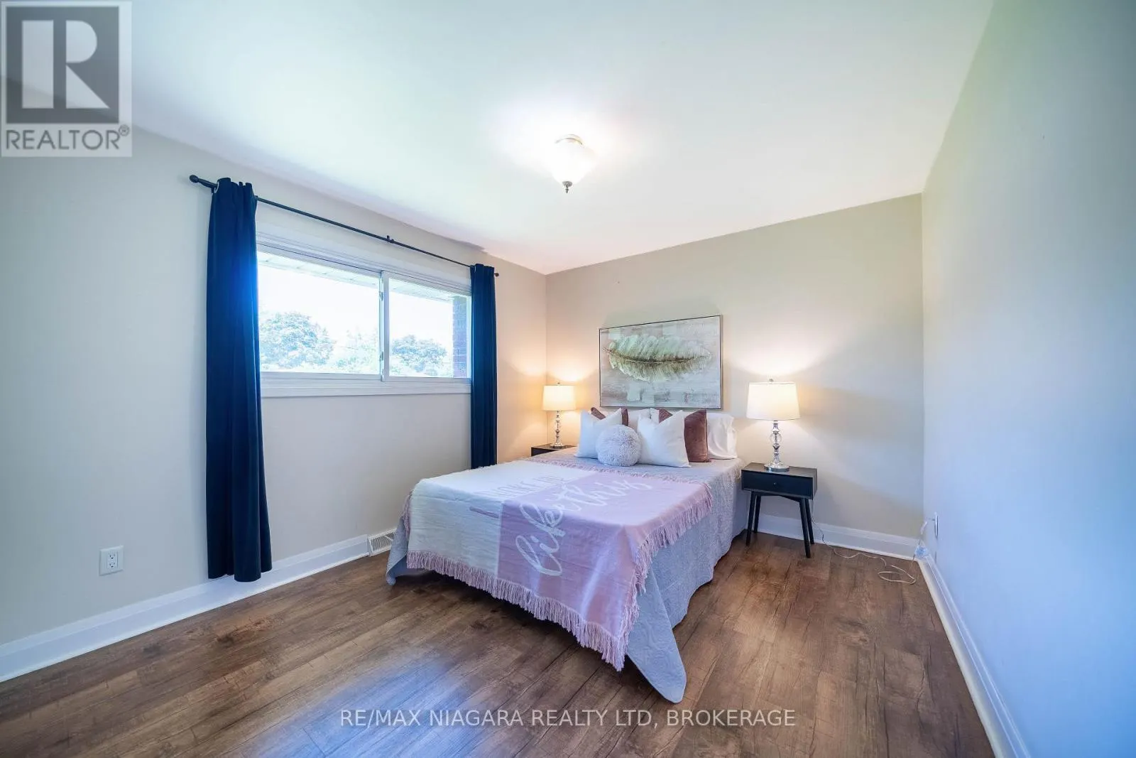 15 SPRINGBANK DRIVE