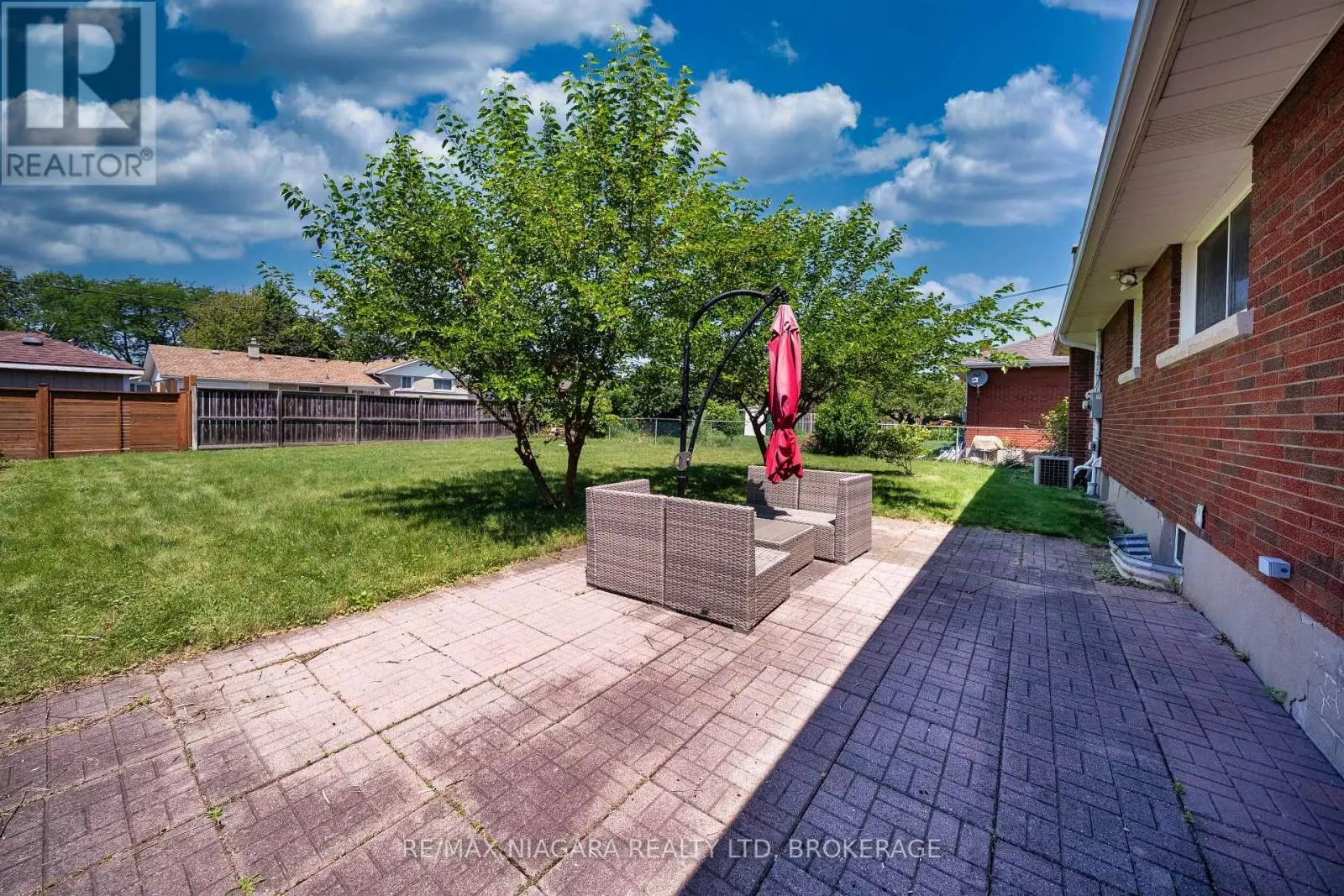 15 SPRINGBANK DRIVE
