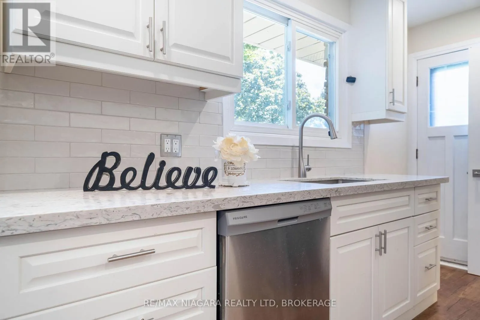 15 SPRINGBANK DRIVE