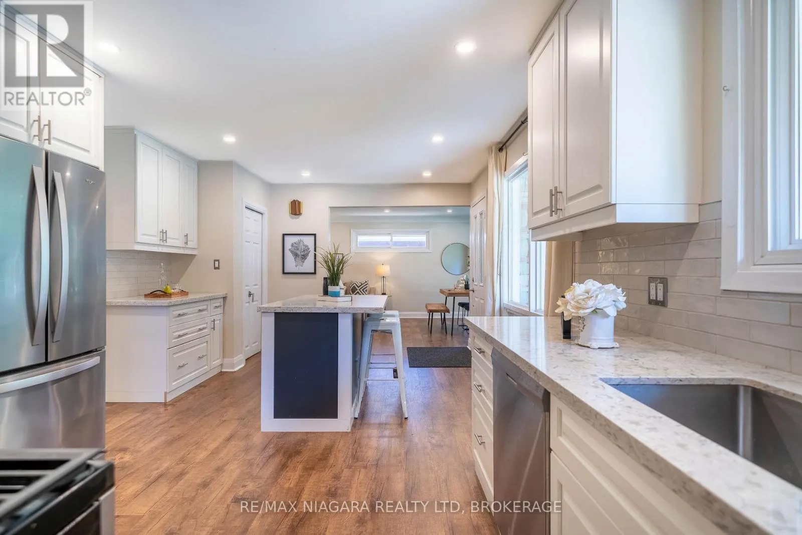 15 SPRINGBANK DRIVE