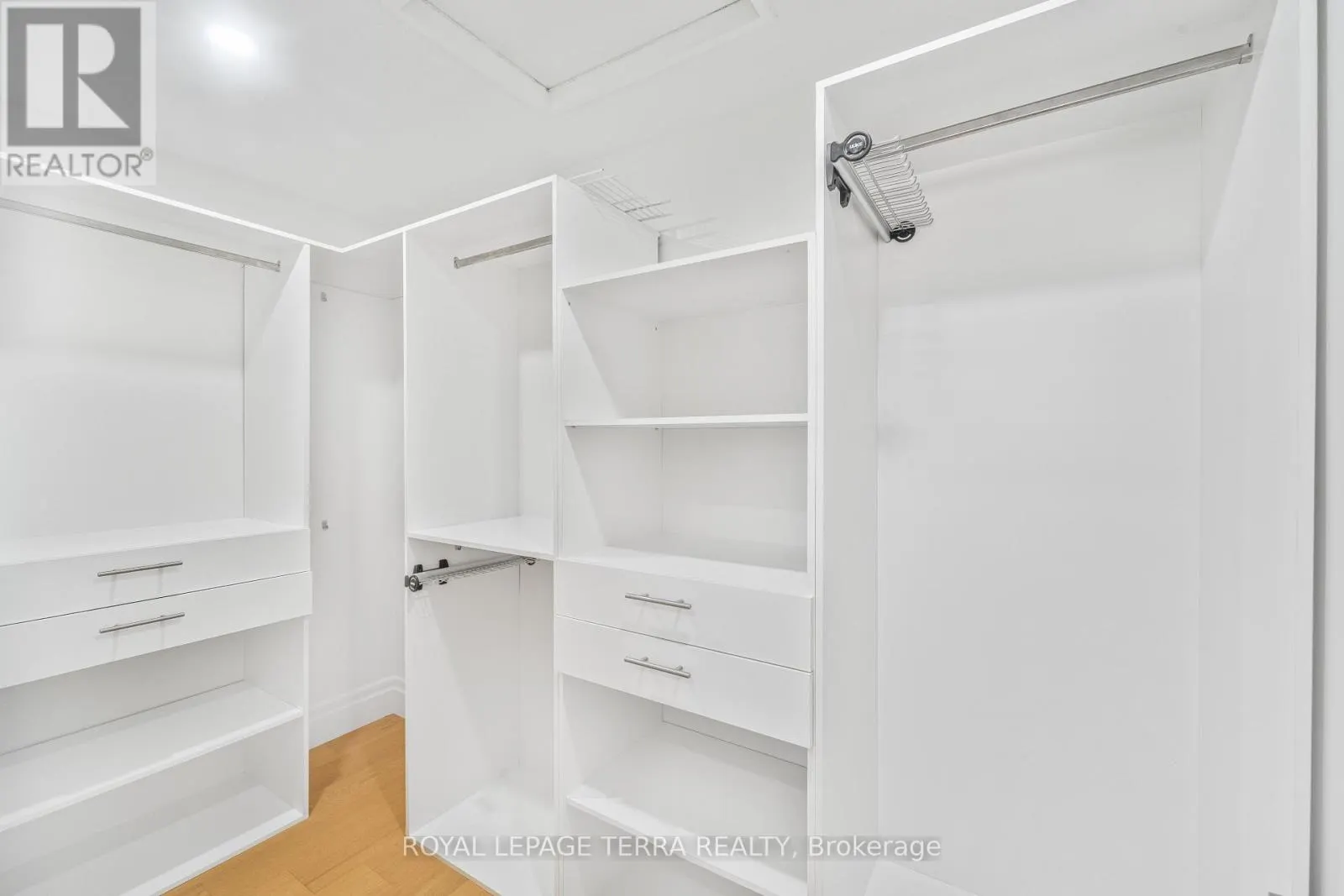 35 WHISTLER STREET