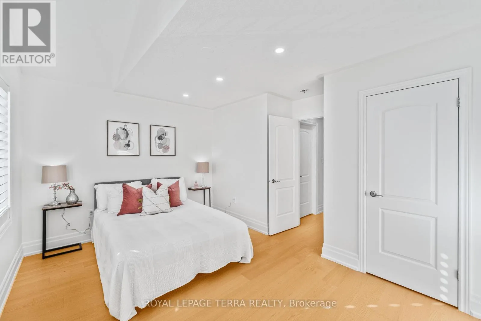 35 WHISTLER STREET