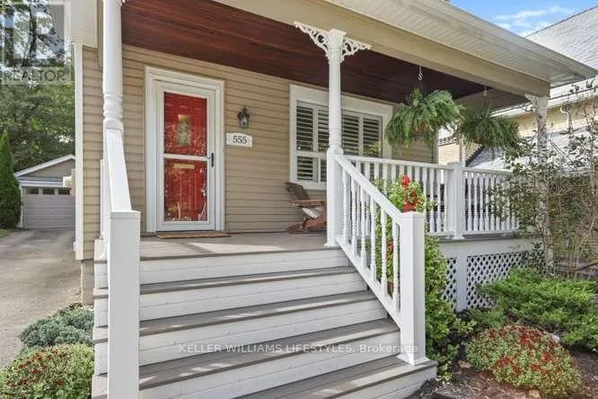 555 WILLIAM STREET
