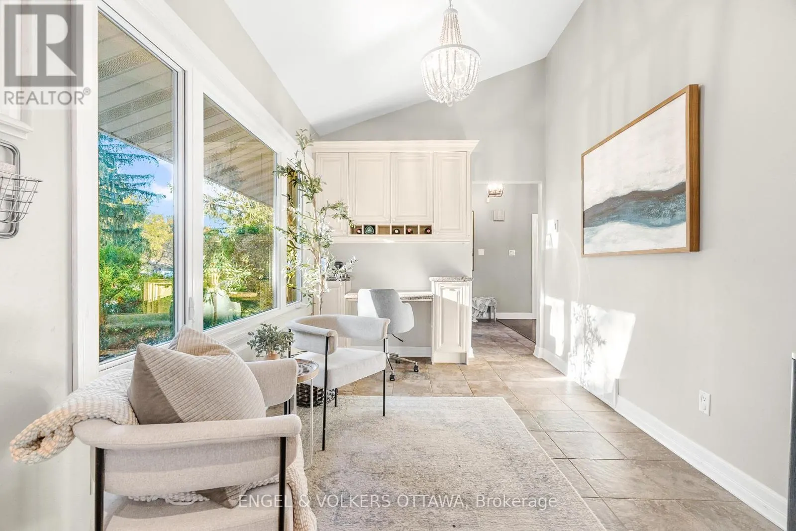 1073 ISLAND VIEW DRIVE