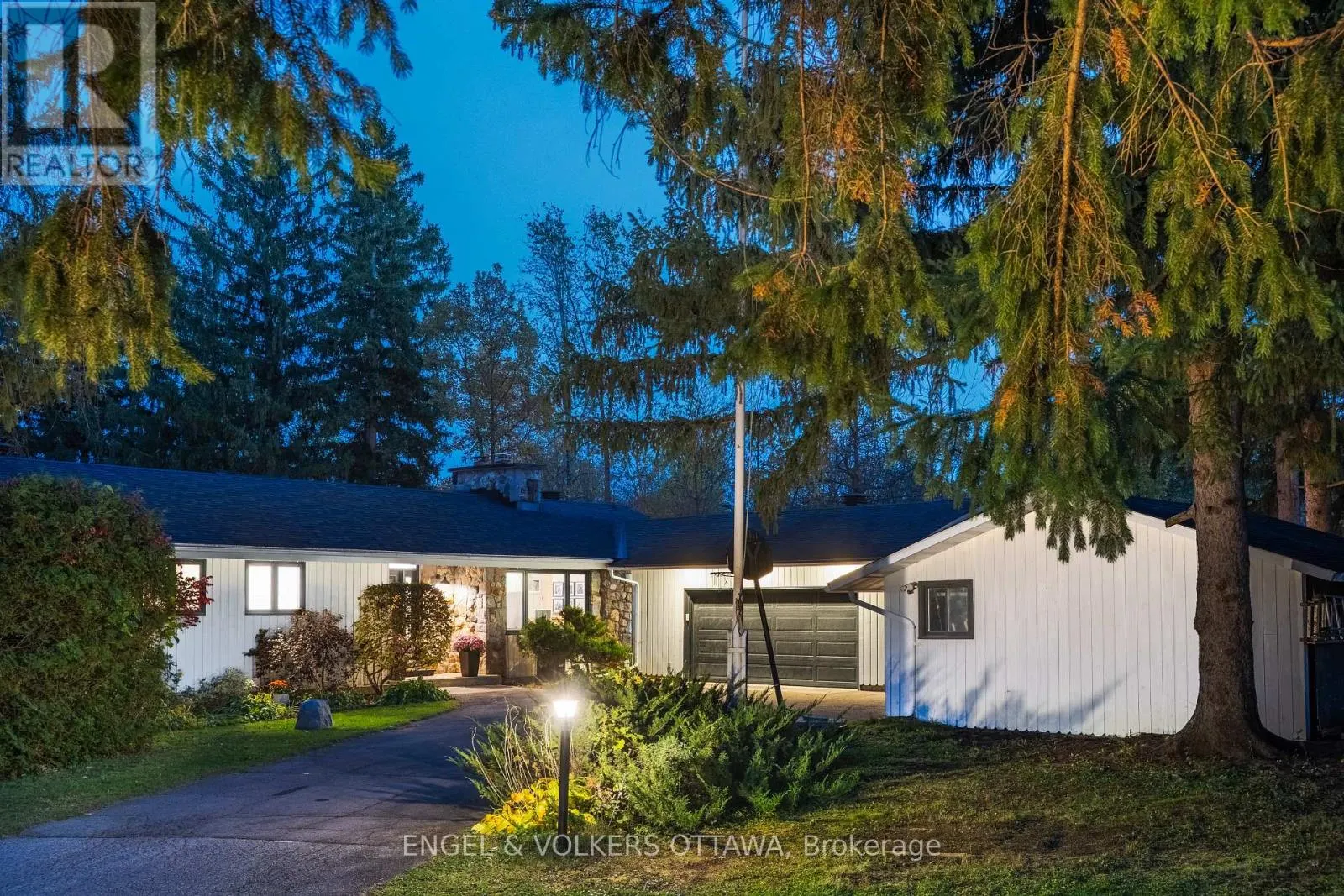 1073 ISLAND VIEW DRIVE