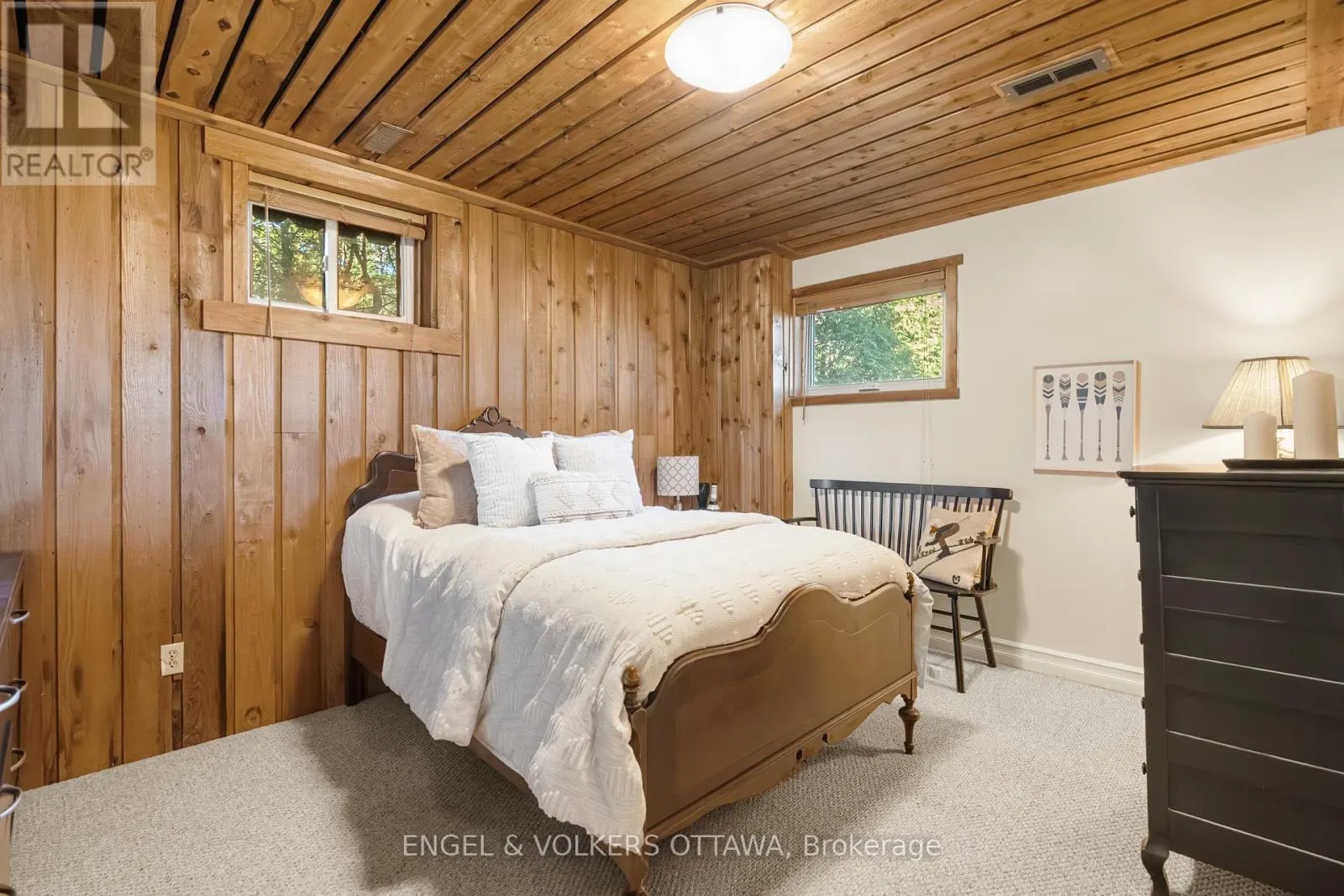 1073 ISLAND VIEW DRIVE