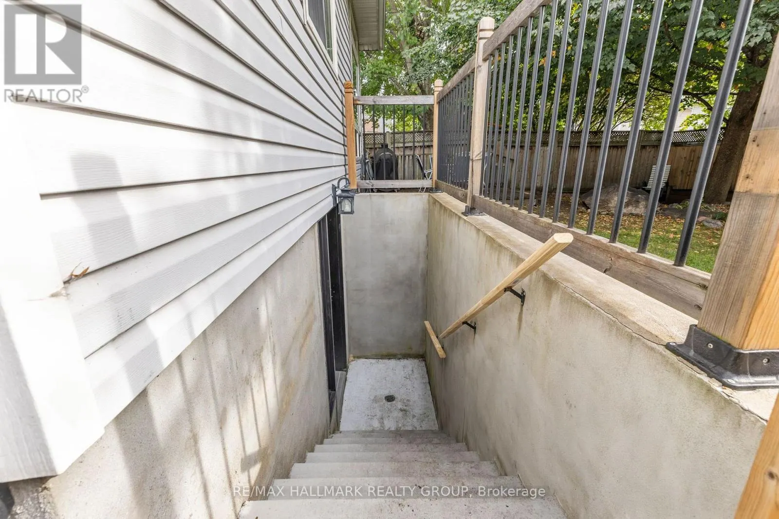 5 RAYBURN STREET