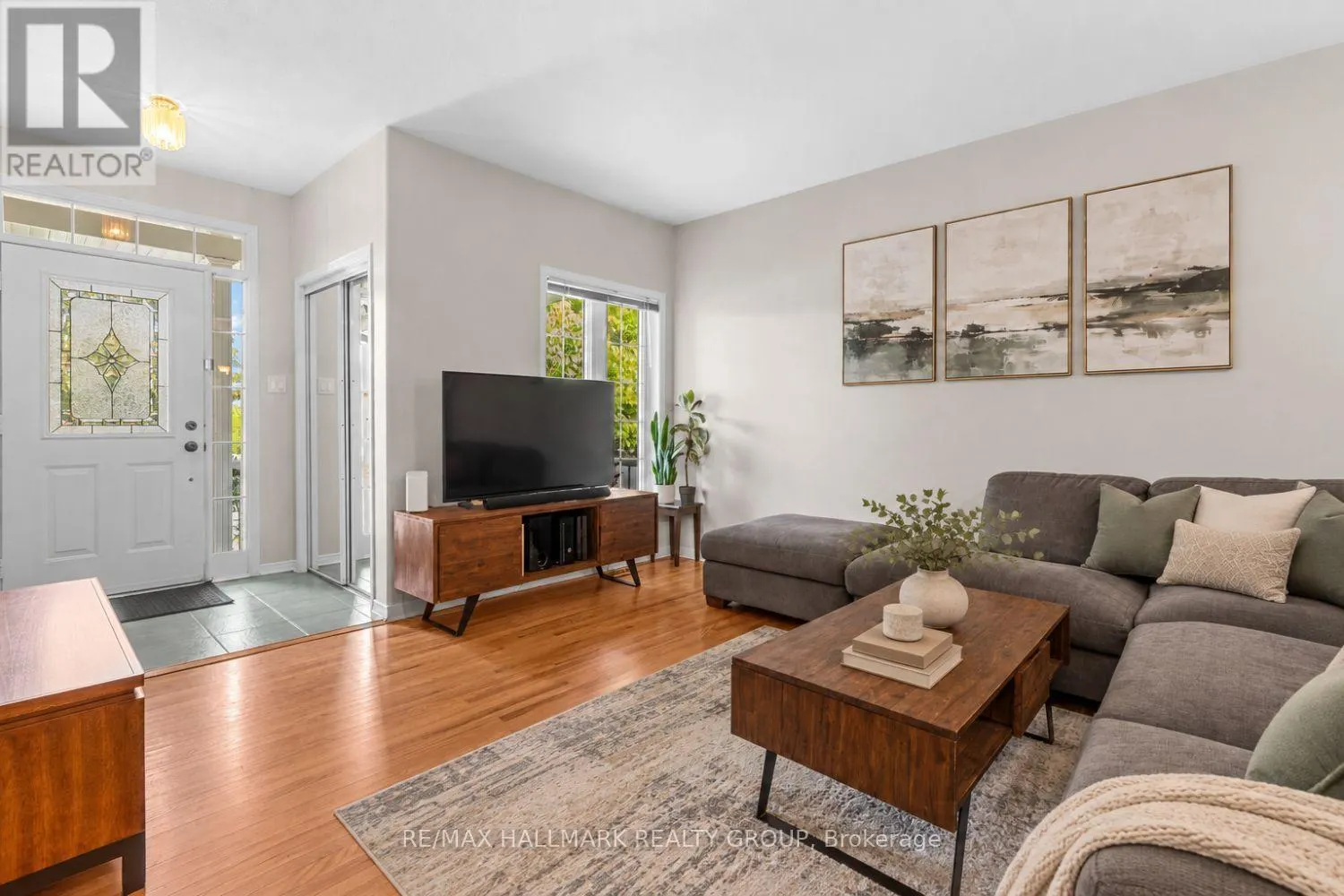 5 RAYBURN STREET