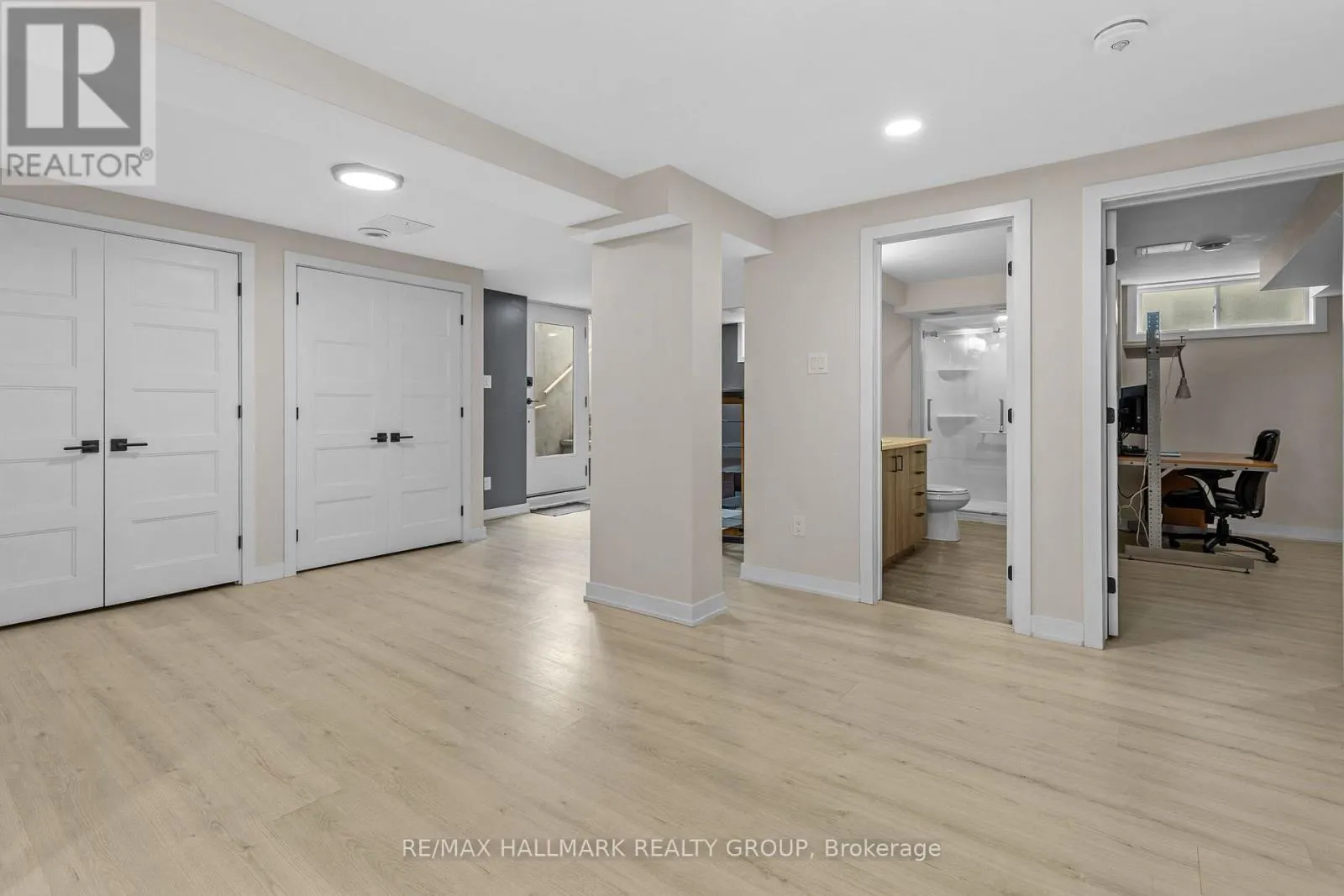 5 RAYBURN STREET