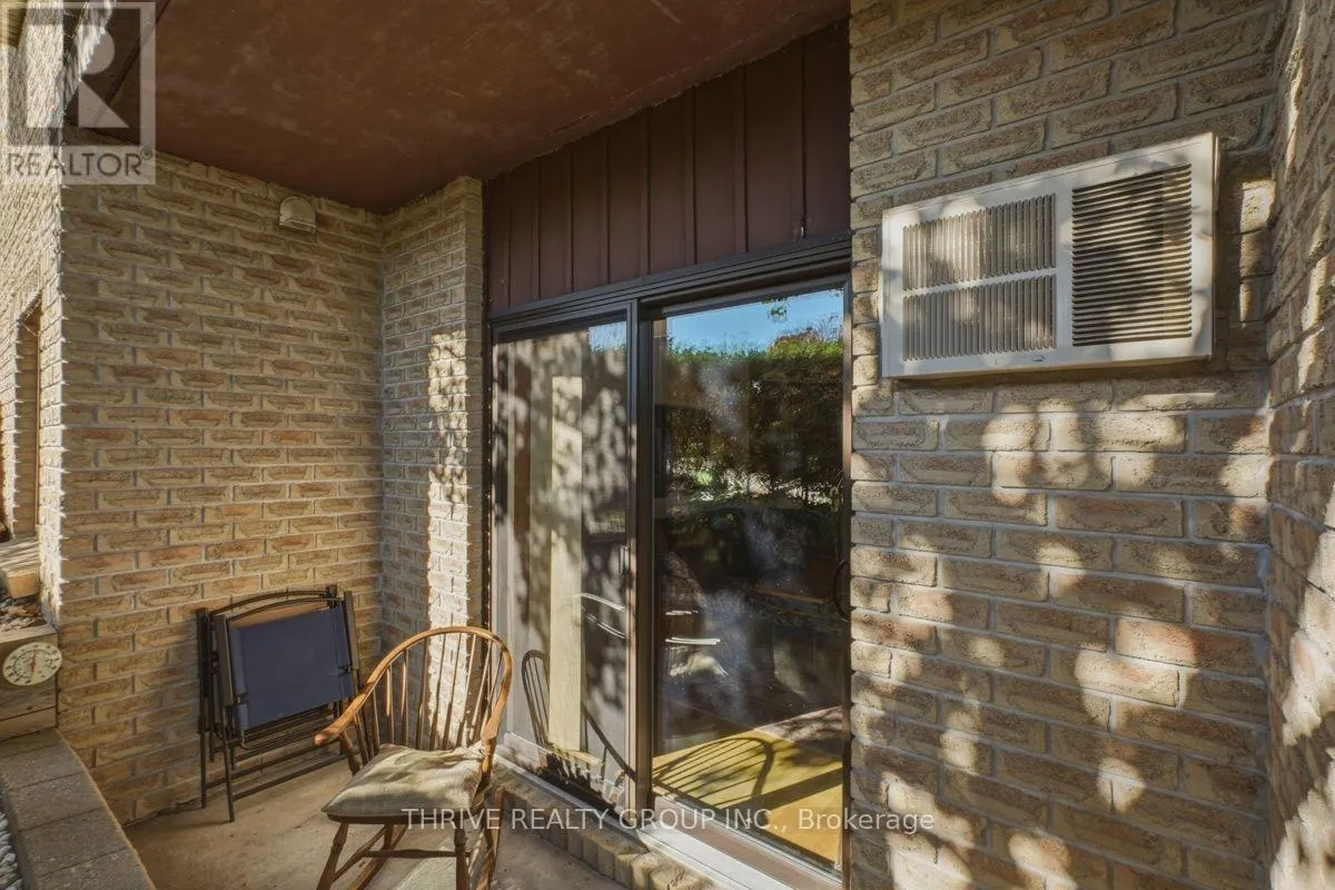 104 - 8 LAKE ROAD #104