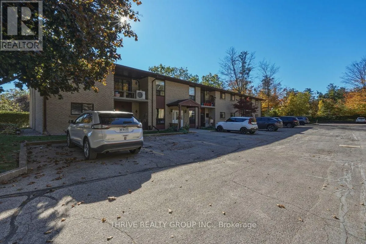 104 - 8 LAKE ROAD #104