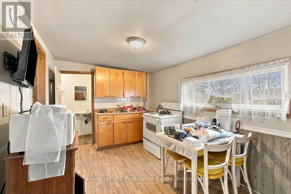 1005 MARBLE LAKE ROAD