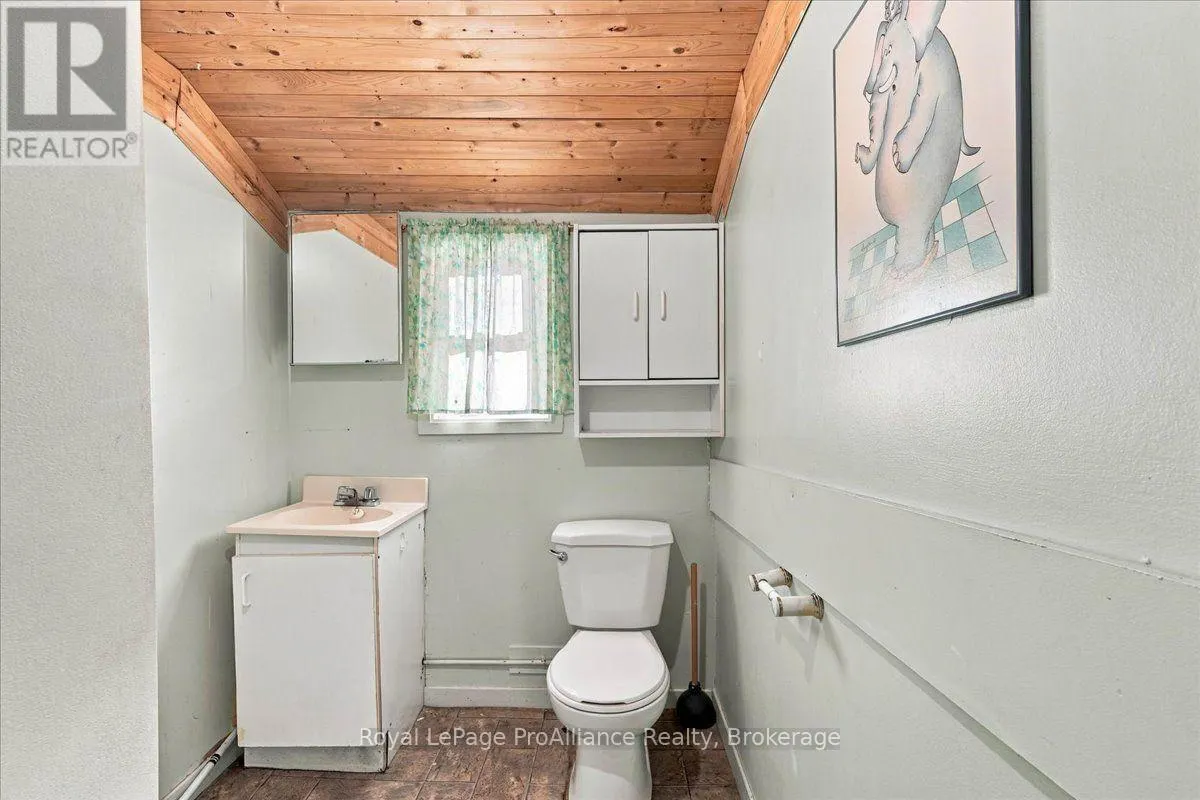 1005 MARBLE LAKE ROAD