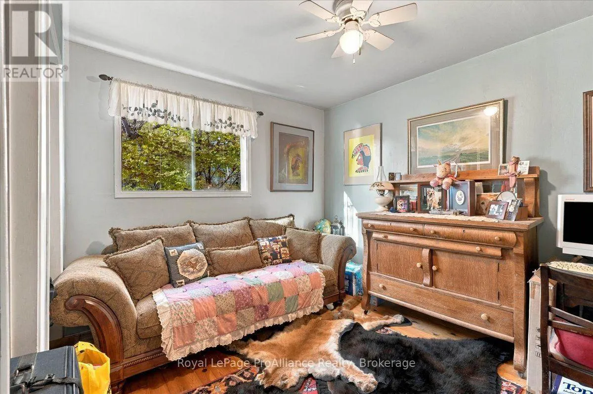 1005 MARBLE LAKE ROAD