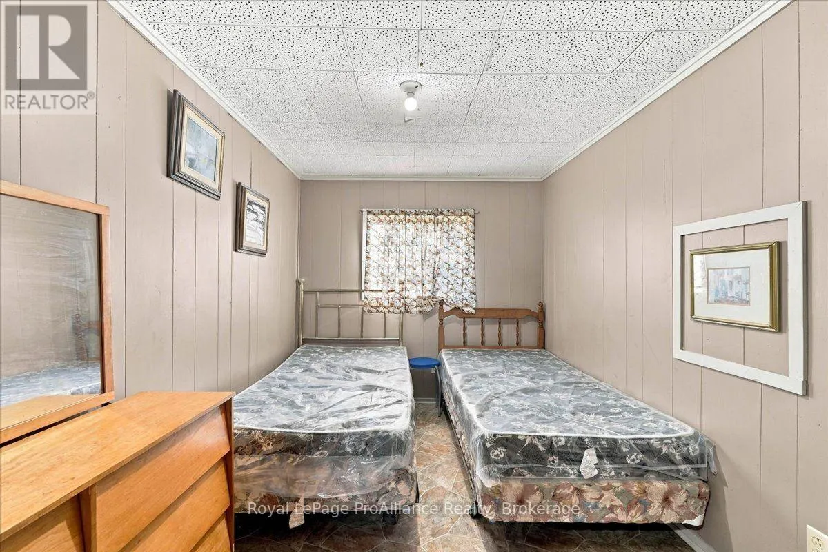 1005 MARBLE LAKE ROAD